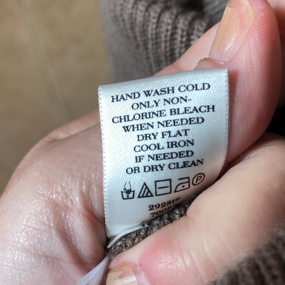 - Ann Taylor wool Sweater - Picture 6 of 8